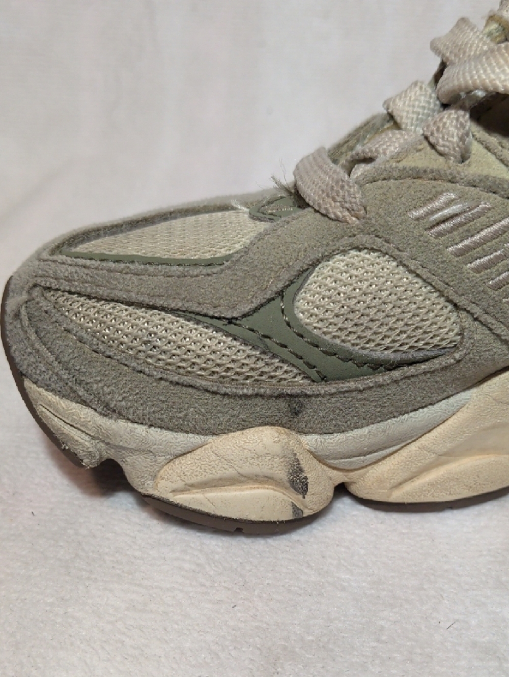 New Balance Kids Green and Light Gray Mesh Suede Sneakers - Picture 8 of 9